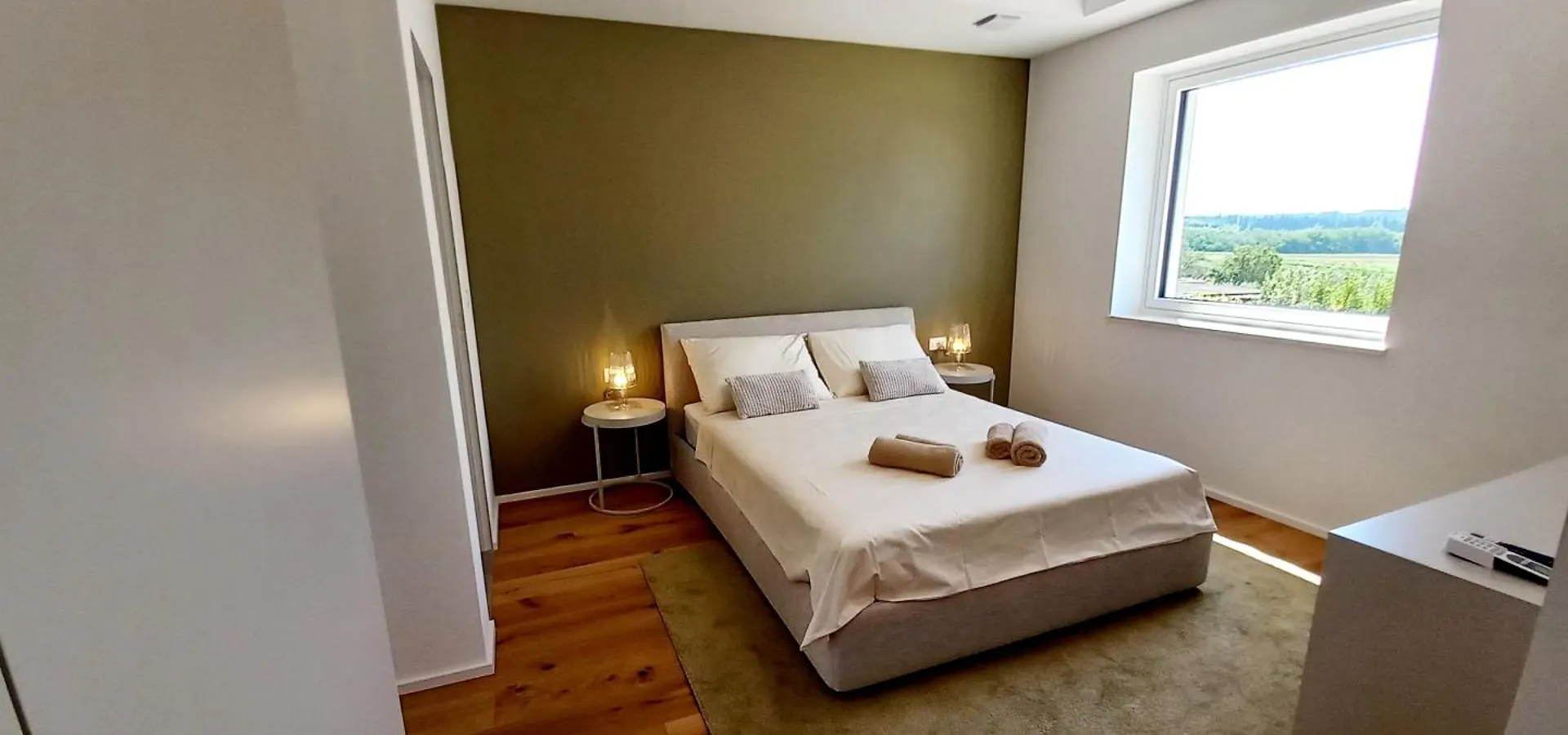 Villa Salvore - New Luxury House, Heated Pool, Near Beaches, Playroom - Istria Savudrija